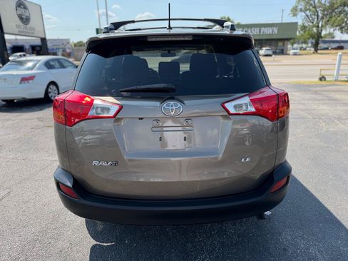 Used 2014 Toyota RAV4 LE FWD image 6