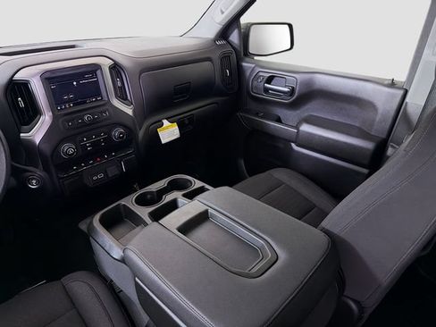 Used 2024 Chevrolet Silverado 1500 Custom w/ Turbomax Blackout Package RWD image 22