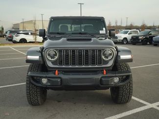 New 2026 Jeep Gladiator Mojave video 2