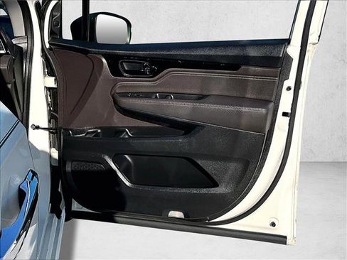 Used 2018 Honda Odyssey Elite image 19