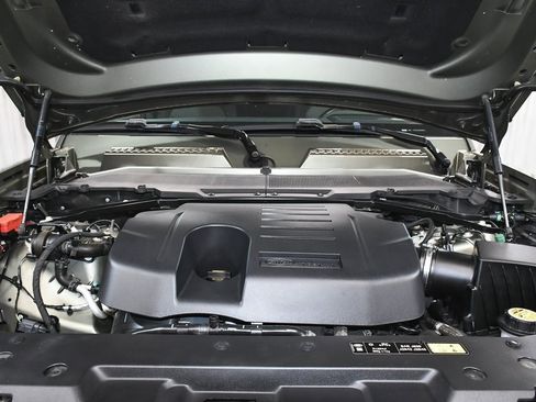 Used 2021 Land Rover Defender 110 X-Dynamic SE image 67