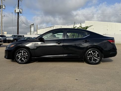 Used 2024 Nissan Sentra SV FWD image 6