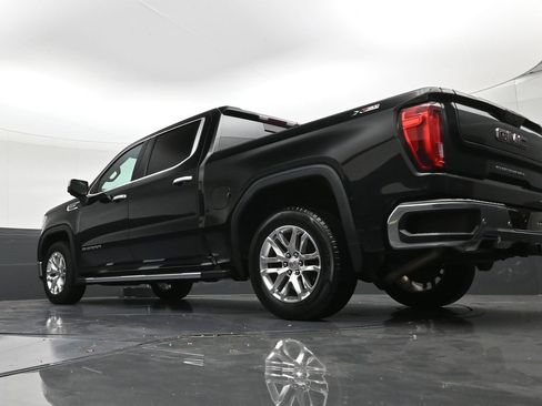 Used 2019 GMC Sierra 1500 SLT w/ SLT Premium Package AWD/4WD image 22
