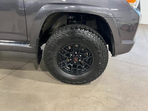 Used 2012 Toyota 4Runner SR5 w/ Convenience Pkg AWD/4WD image 41