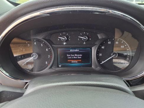 Used 2021 Buick Encore Preferred w/ Safety Package II image 19