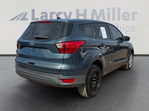 Used 2018 Ford Escape SE image 5