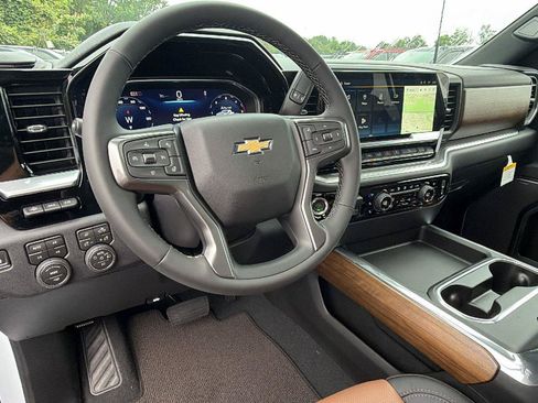 New 2026 Chevrolet Silverado 2500 High Country w/ High Country Premium Package AWD/4WD image 6