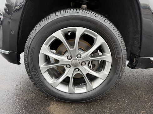 Used 2019 Jeep Grand Cherokee Summit image 40