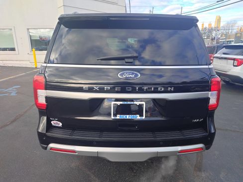 Used 2024 Ford Expedition Max XLT AWD/4WD image 4
