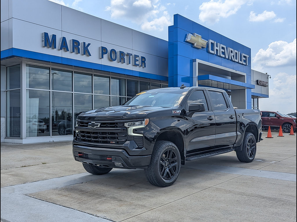 Certified 2025 Chevrolet Silverado 1500 LT Trail Boss w/ Convenience Package II AWD/4WD image 1
