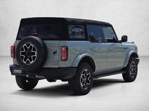 Used 2024 Ford Bronco Outer Banks AWD/4WD image 5