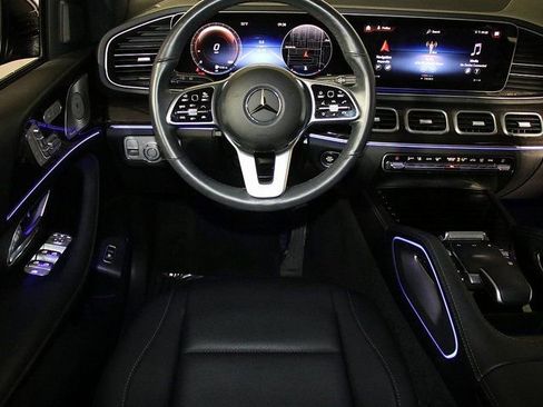 Used 2022 Mercedes-Benz GLE 350 4MATIC image 3