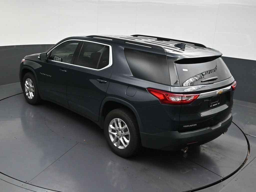 Used 2021 Chevrolet Traverse LT FWD image 19