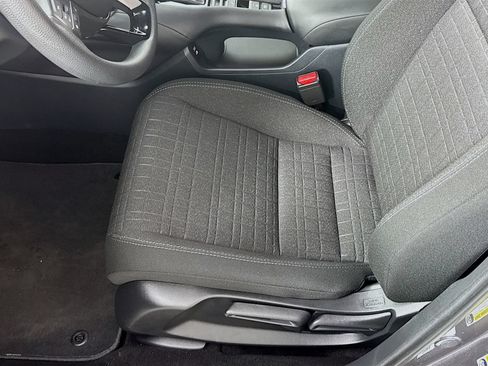 Certified 2025 Honda HR-V LX image 15