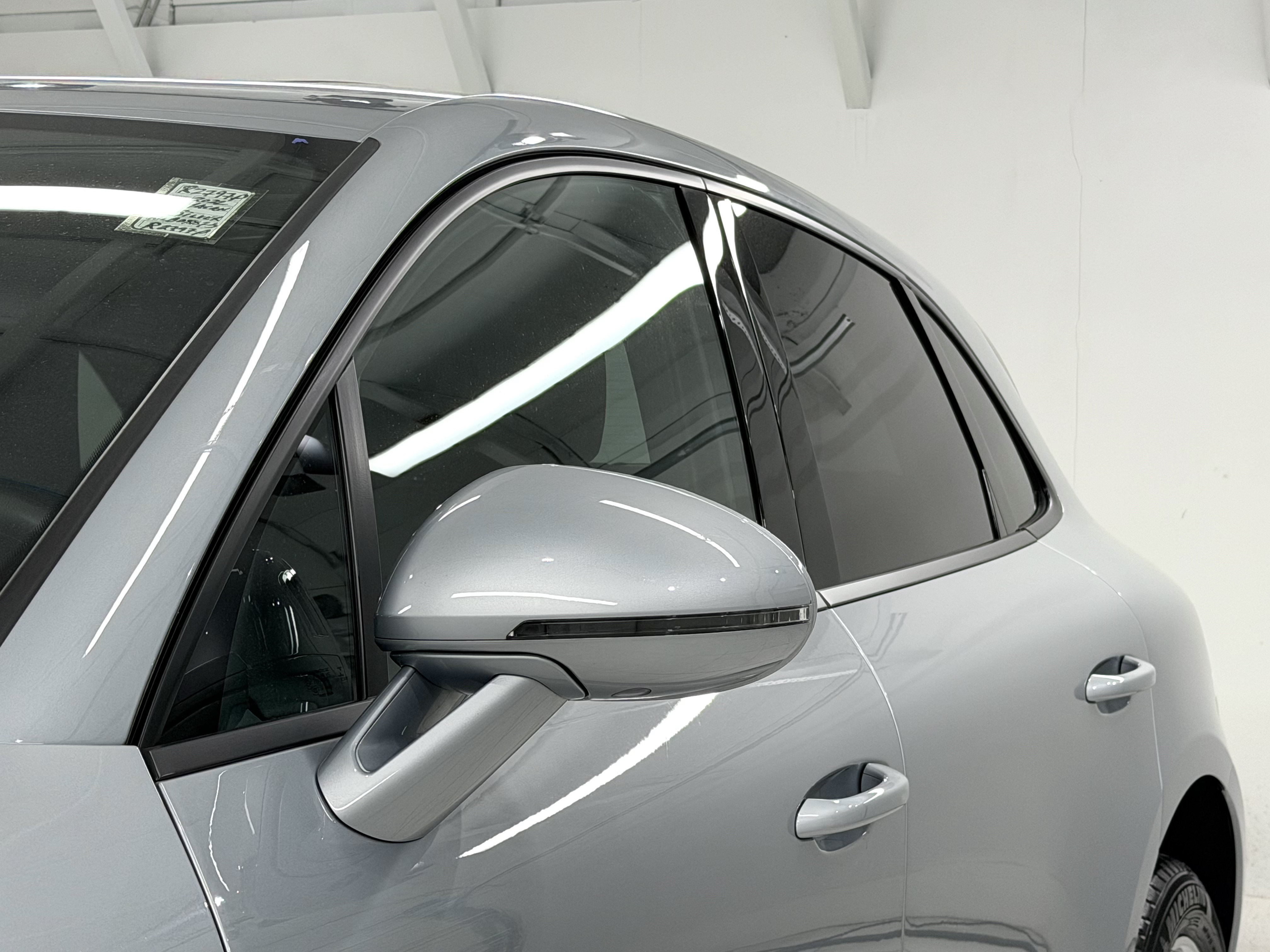 Used 2022 Porsche Macan AWD/4WD image 19
