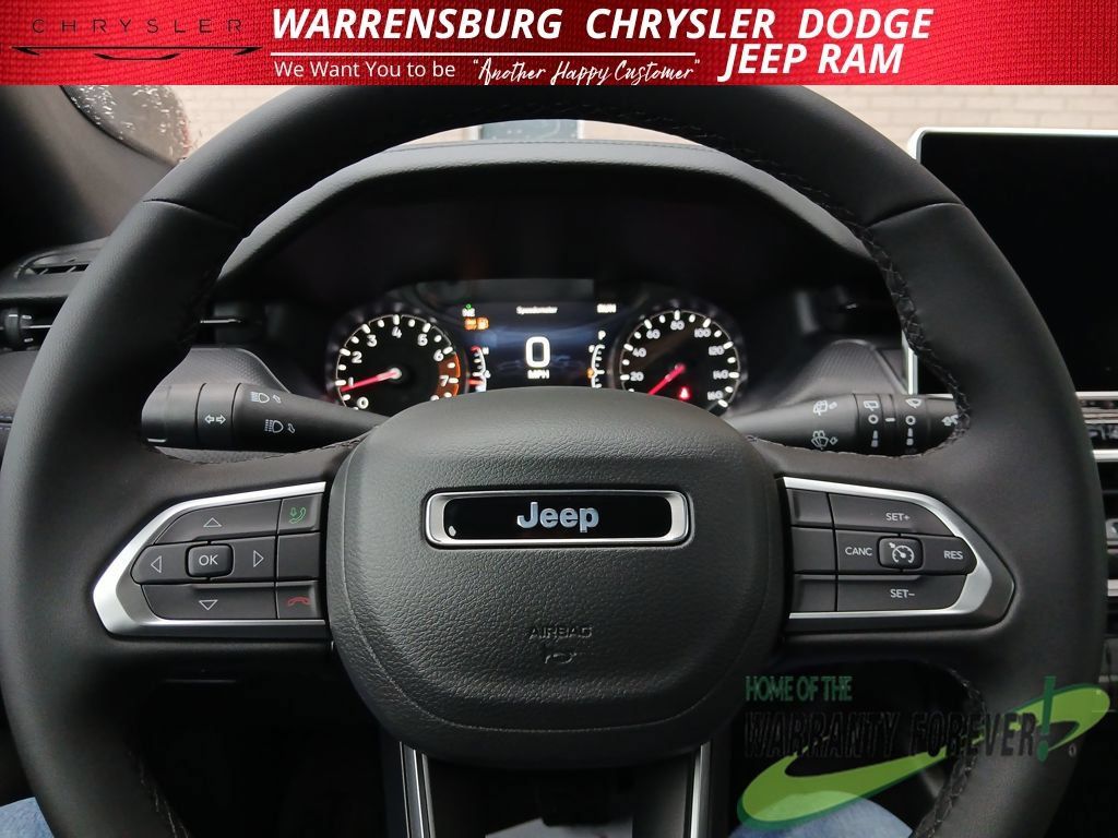 New 2026 Jeep Compass Latitude AWD/4WD image 19