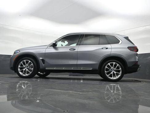 Used 2024 BMW X5 sDrive40i w/ Premium Package RWD image 33