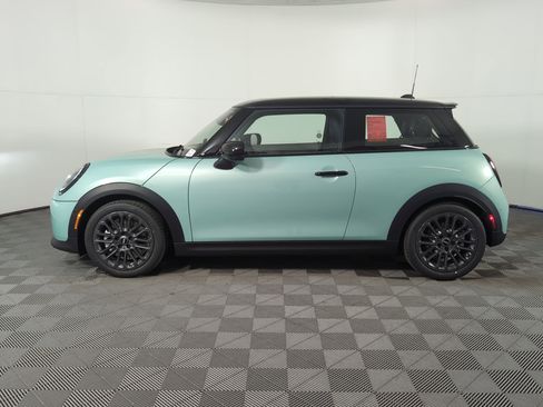 New 2026 MINI Cooper S image 2