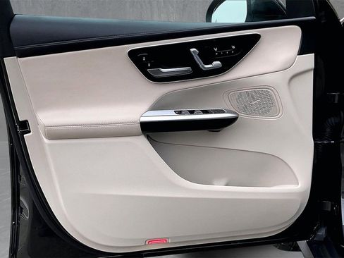 Used 2023 Mercedes-Benz GLC 300 4MATIC image 20