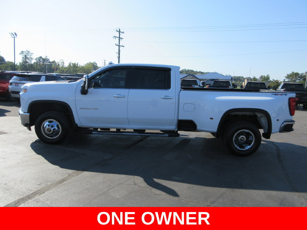 Certified 2022 Chevrolet Silverado 3500 LTZ w/ LTZ Convenience Package AWD/4WD image 11