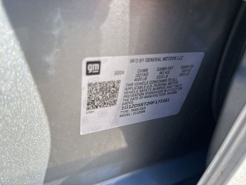 Used 2024 Chevrolet Malibu LT image 35