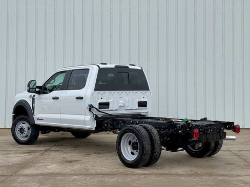 New 2026 Ford F550 4x4 Crew Cab Super Duty image 3