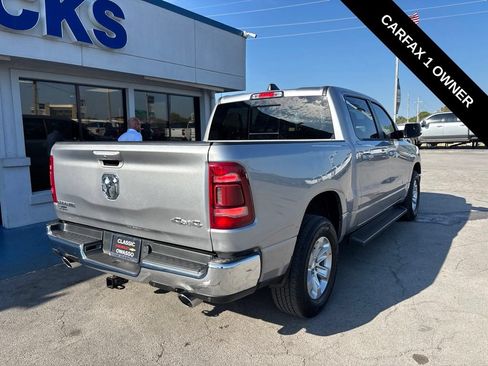 Used 2023 RAM 1500 Laramie AWD/4WD image 2