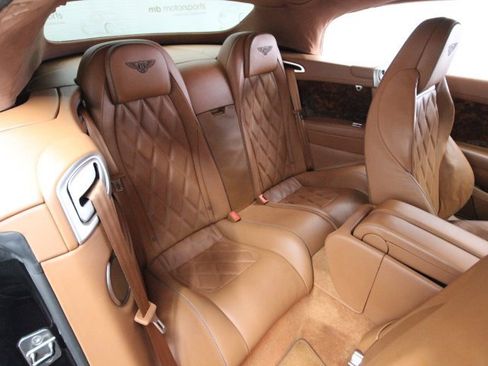 Used 2014 Bentley Continental GT image 22