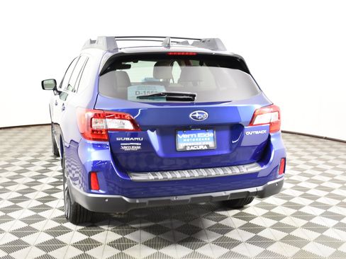 Used 2017 Subaru Outback 2.5i Limited AWD/4WD image 7