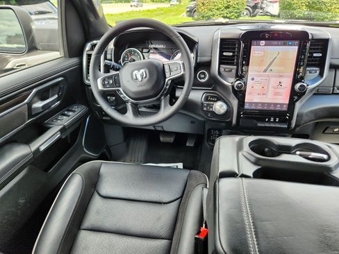 Used 2025 RAM 1500 Laramie AWD/4WD image 14
