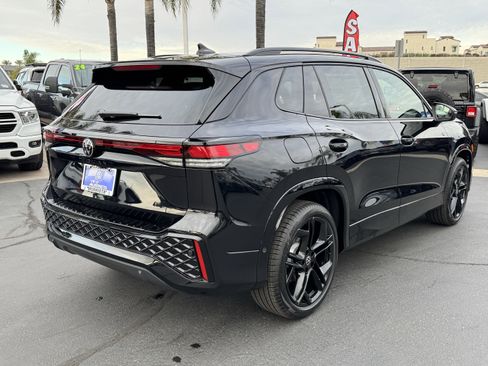 New 2026 Volkswagen Tiguan SE R-Line image 10