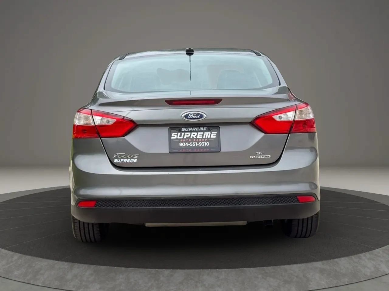Used 2014 Ford Focus SE FWD image 4