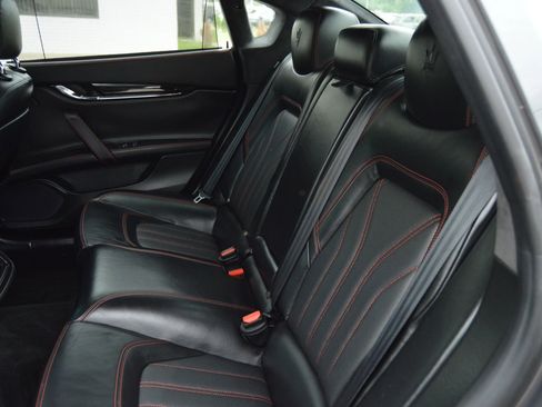 Used 2015 Maserati Quattroporte S Q4 AWD/4WD image 19