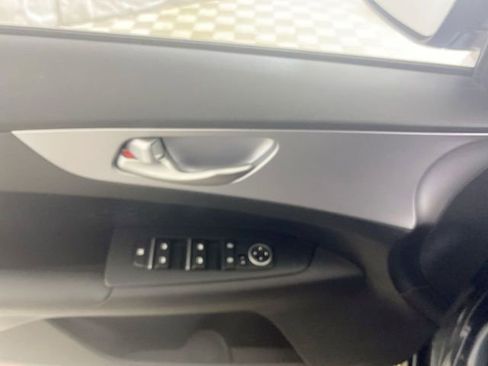 Used 2024 Kia Forte LXS w/ LXS Technology Package image 26