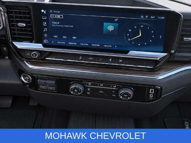 Used 2024 Chevrolet Silverado 3500 LT AWD/4WD image 11