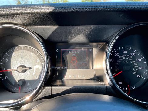 Used 2016 Ford Mustang Premium image 23