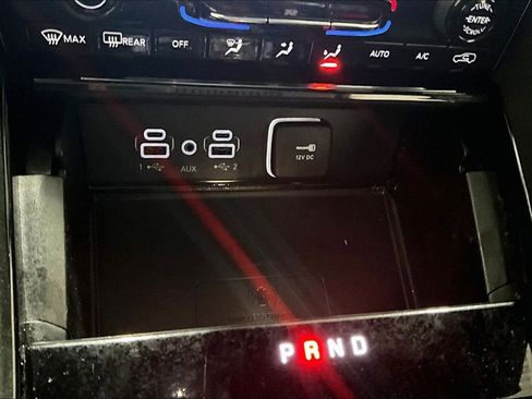 Used 2023 Jeep Grand Cherokee L Altitude image 16