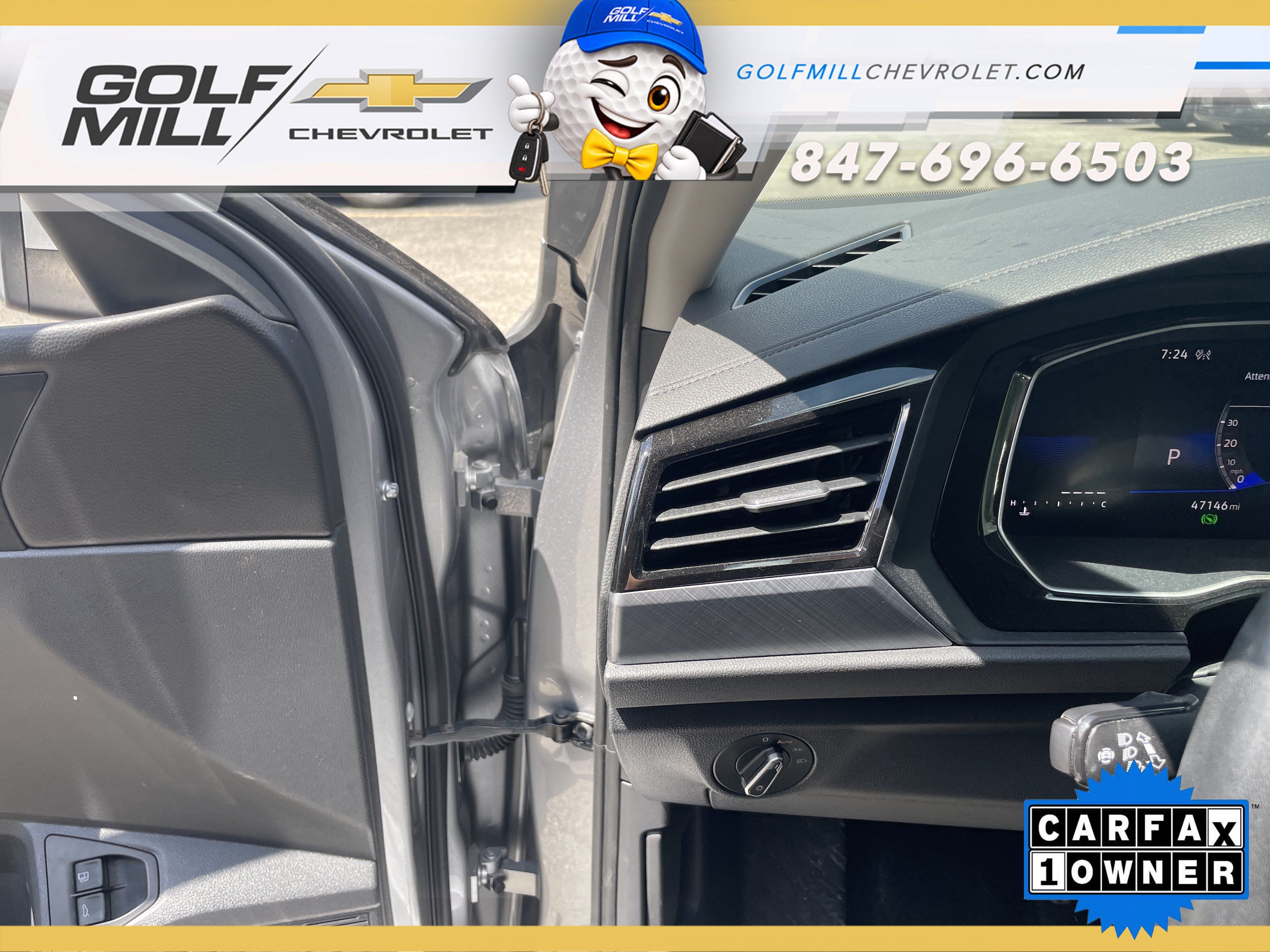 Used 2024 Volkswagen Jetta SE FWD image 17