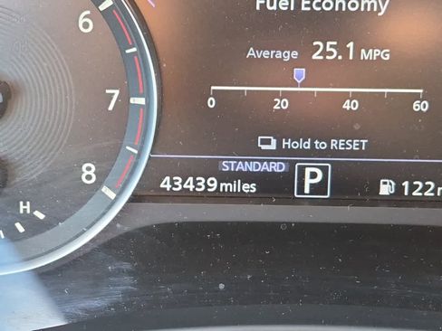 Used 2023 INFINITI QX50 Luxe image 18