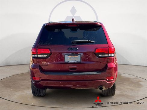 Used 2022 Jeep Grand Cherokee Laredo X image 4