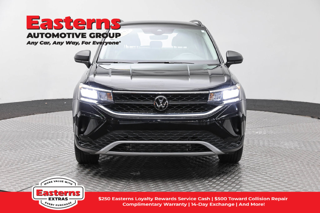 Used 2024 Volkswagen Taos S FWD image 3