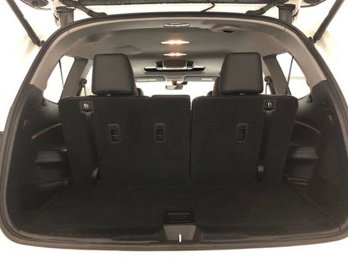 Used 2022 Honda Pilot Touring image 8