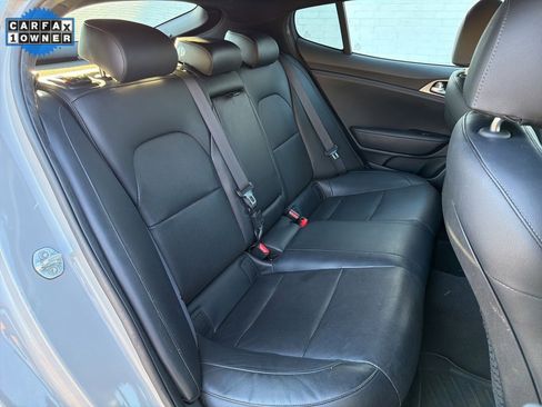 Used 2020 Kia Stinger GT1 image 12