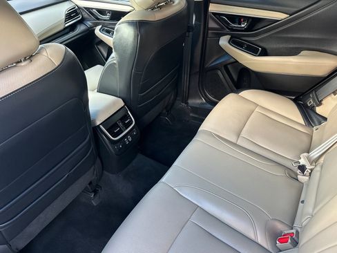 Used 2024 Subaru Outback Limited image 12