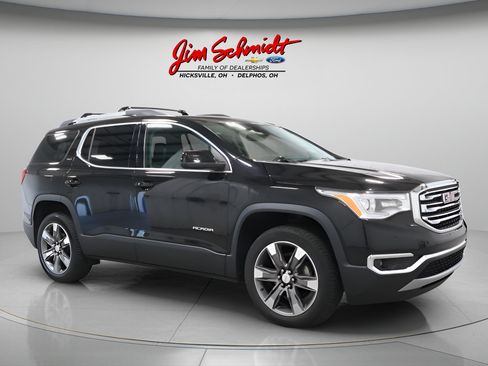 Used 2019 GMC Acadia SLT w/ LPO, Floor Liner Package FWD image 2