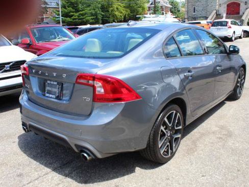 Used 2017 Volvo S60 T5 Dynamic FWD image 4