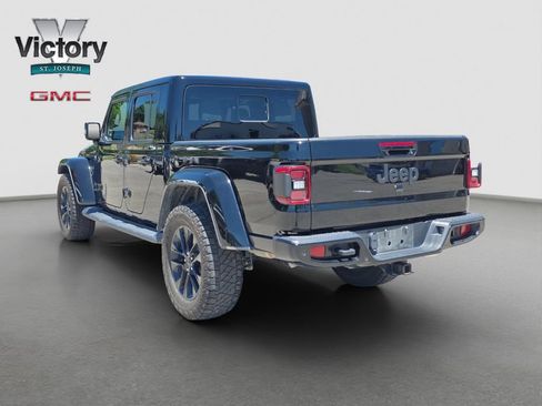 Used 2022 Jeep Gladiator Overland AWD/4WD image 15
