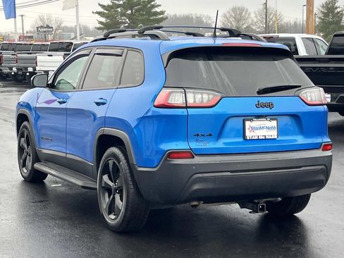 Used 2020 Jeep Cherokee Latitude Plus image 5