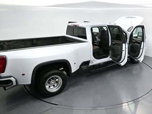 Used 2026 Chevrolet Silverado 3500 High Country w/ High Country Premium Package AWD/4WD image 43