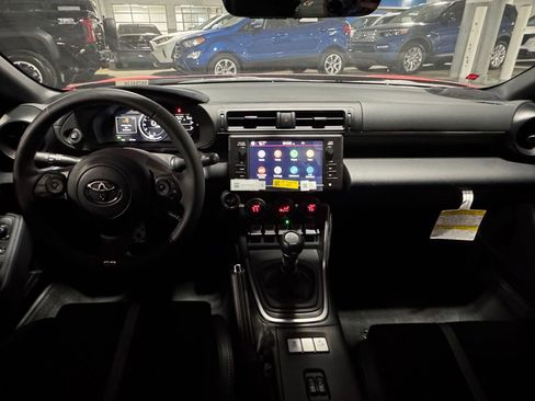 New 2025 Toyota GR86 Premium RWD image 31